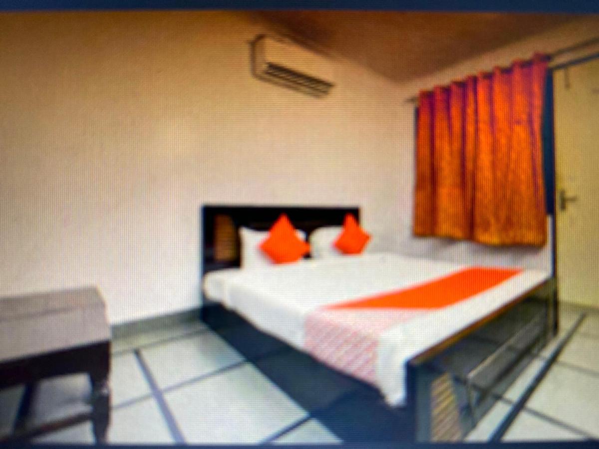 Hotel O Prayag Villa Allāhābād Junction المظهر الخارجي الصورة