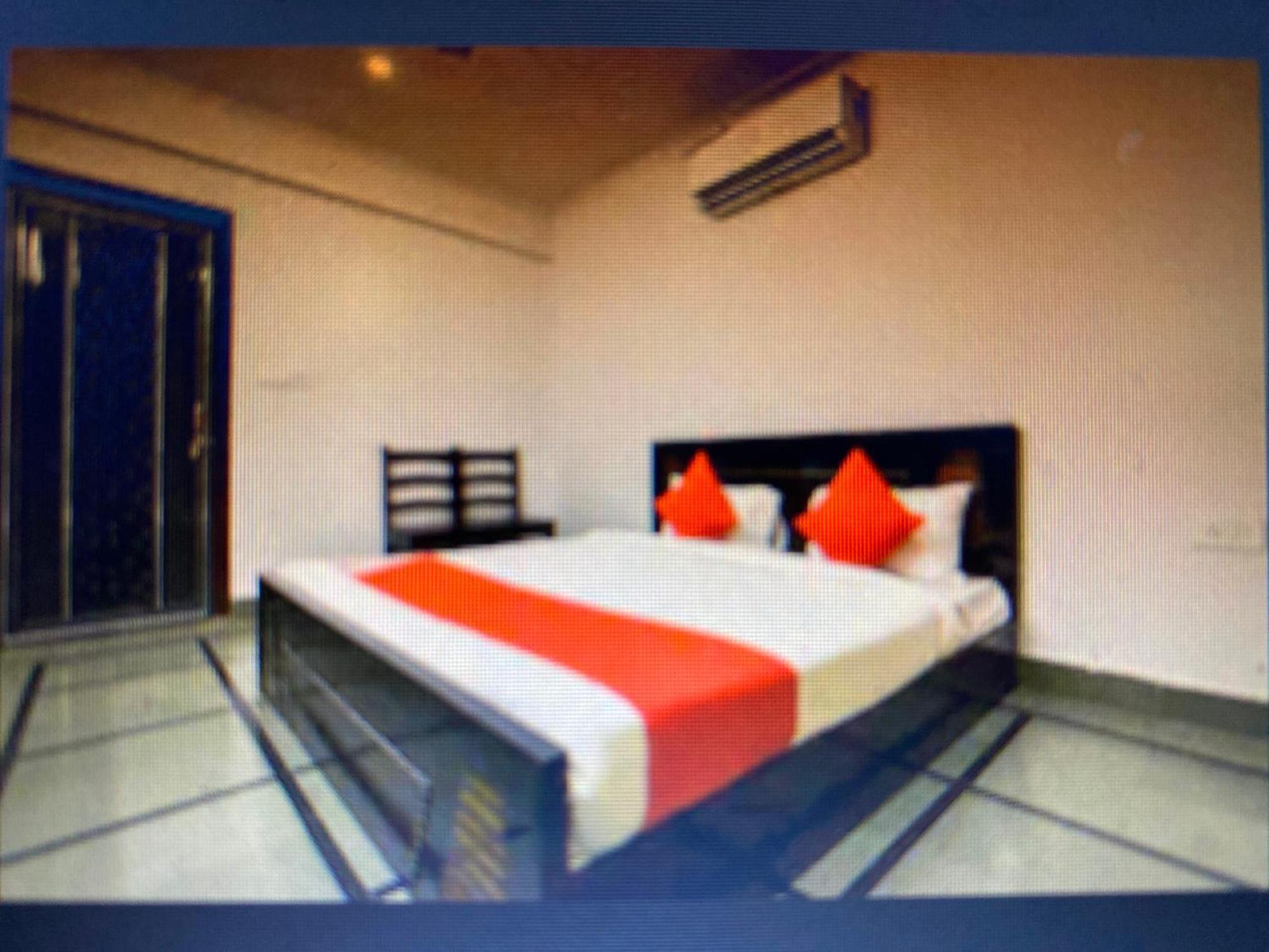 Hotel O Prayag Villa Allāhābād Junction المظهر الخارجي الصورة