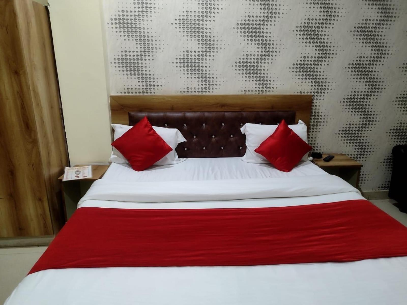 Hotel O Prayag Villa Allāhābād Junction المظهر الخارجي الصورة